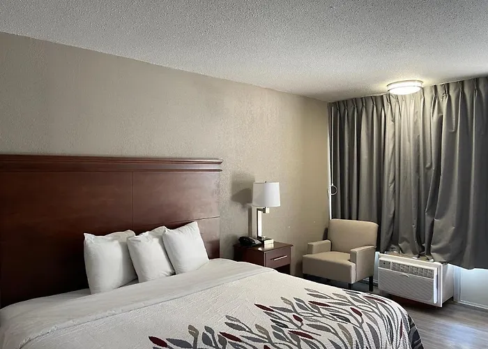 Red Roof Inn Lagrange